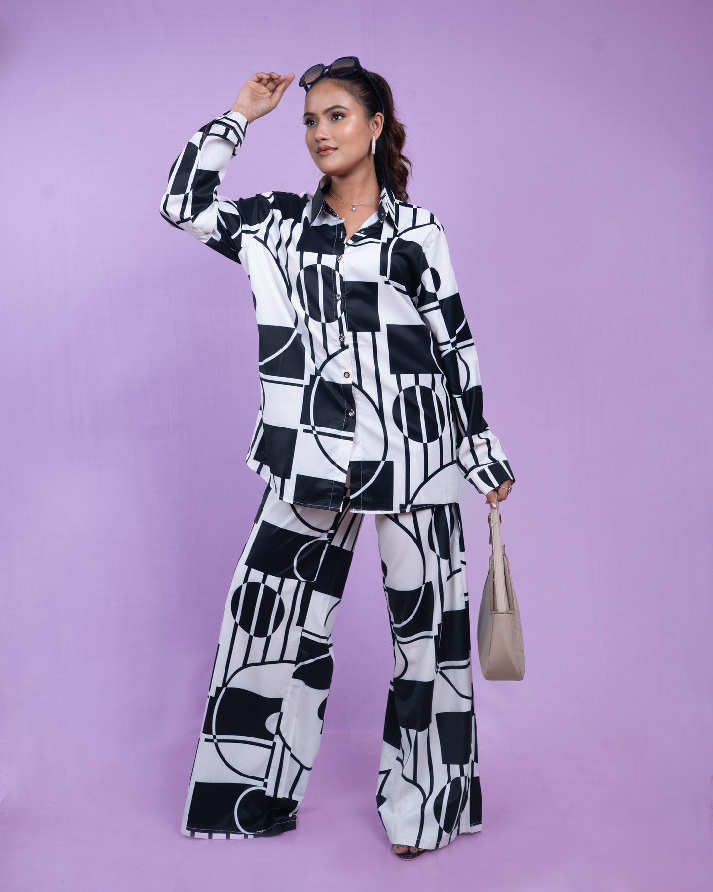 Black and White Geometric Printed Shirt and Wide-Leg Pants Set